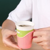 家用茶杯托饮水杯加厚塑料杯架隔热防烫手纸杯杯套一次性纸杯拖（单个）